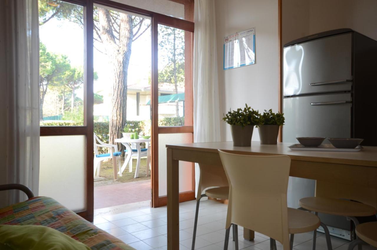Villaggio Delle Meduse Bibione Exteriör bild